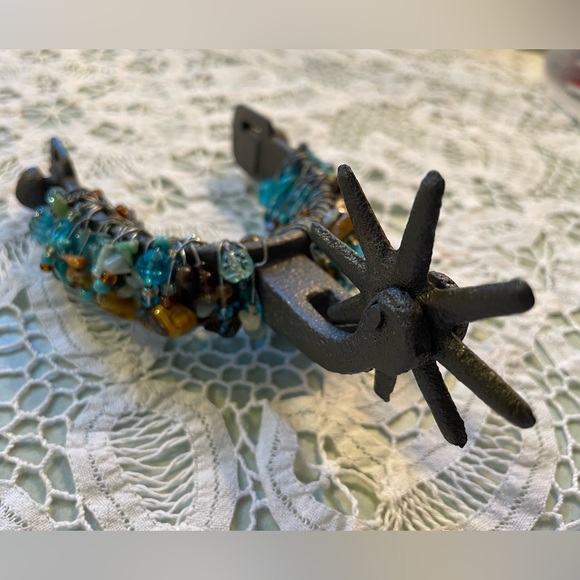 Beaded Spur - Picture 6 of 8